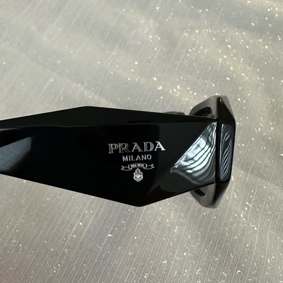 Prada PR 17WS Sunglasses NEW - Picture 3 of 16